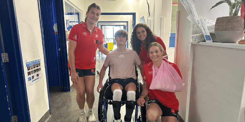 Lara Hausegger meets patient Lara Hausegger meets patient